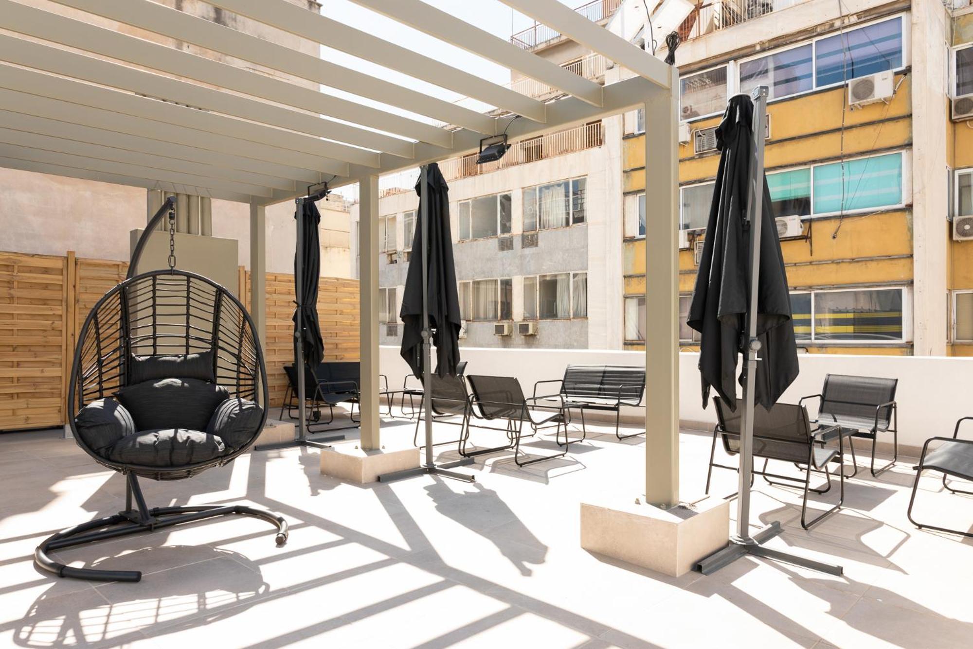 Socrates Fully Equipped Apartments With Unique Design เอเธนส์ ภายนอก รูปภาพ