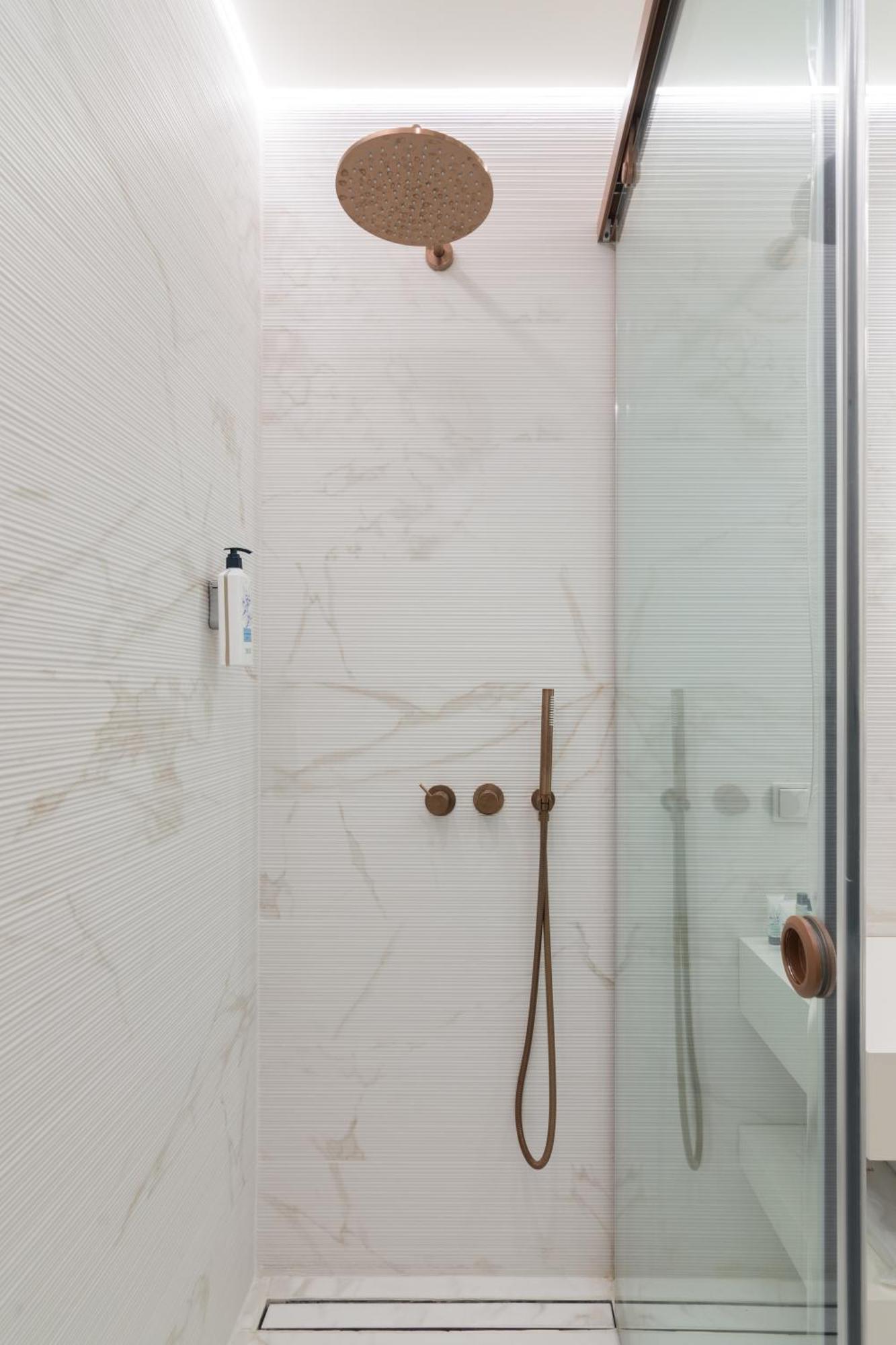 Socrates Fully Equipped Apartments With Unique Design เอเธนส์ ภายนอก รูปภาพ